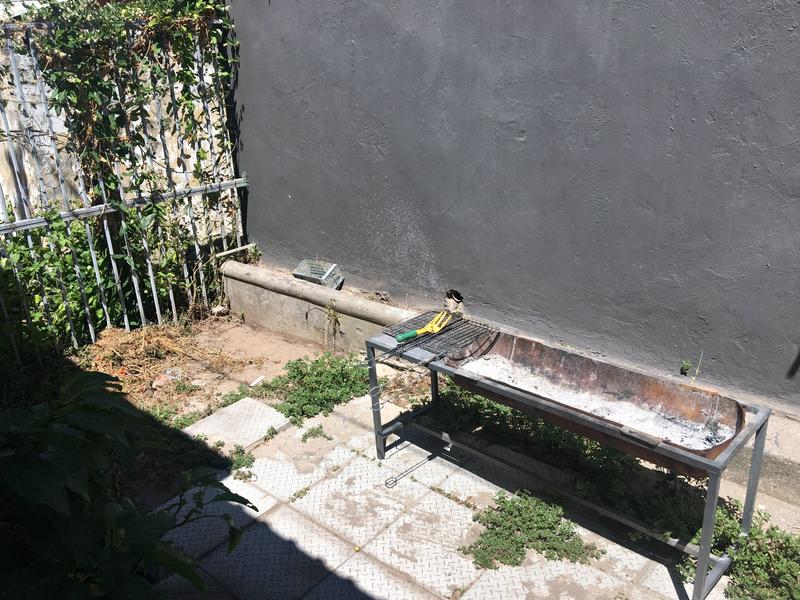 To Let 5 Bedroom Property for Rent in Observatory Western Cape